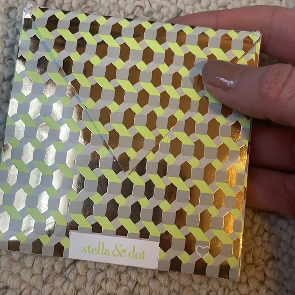 NEW Stella & Dot gold slider bracelet • adjustable arrow bracelet - Picture 4 of 8